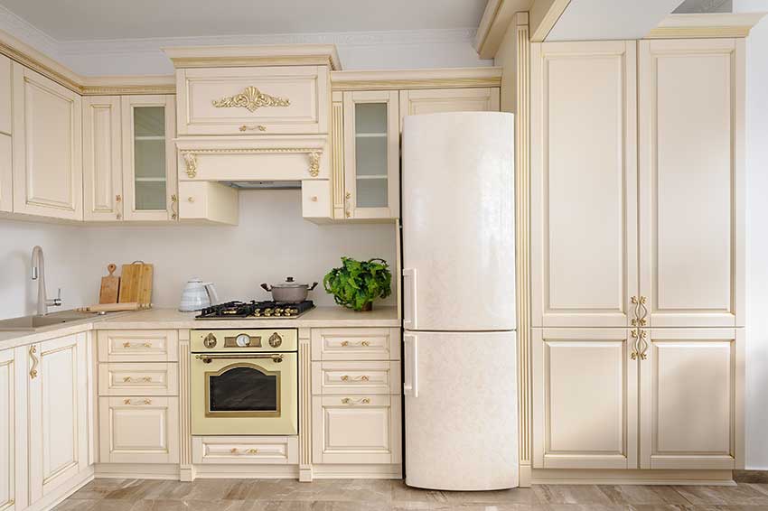 raised-panel-kitchen-cabinets-style